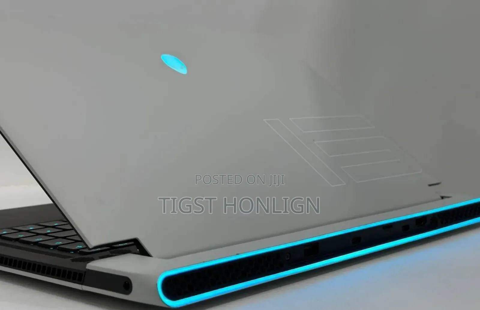 New Laptop Alienware Area-51m 32GB Intel Core I9 SSD 1T