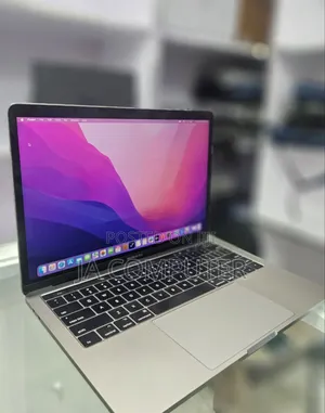 Photo - New Laptop Apple MacBook Pro 2015 8GB Intel Core I7 SSD 256GB