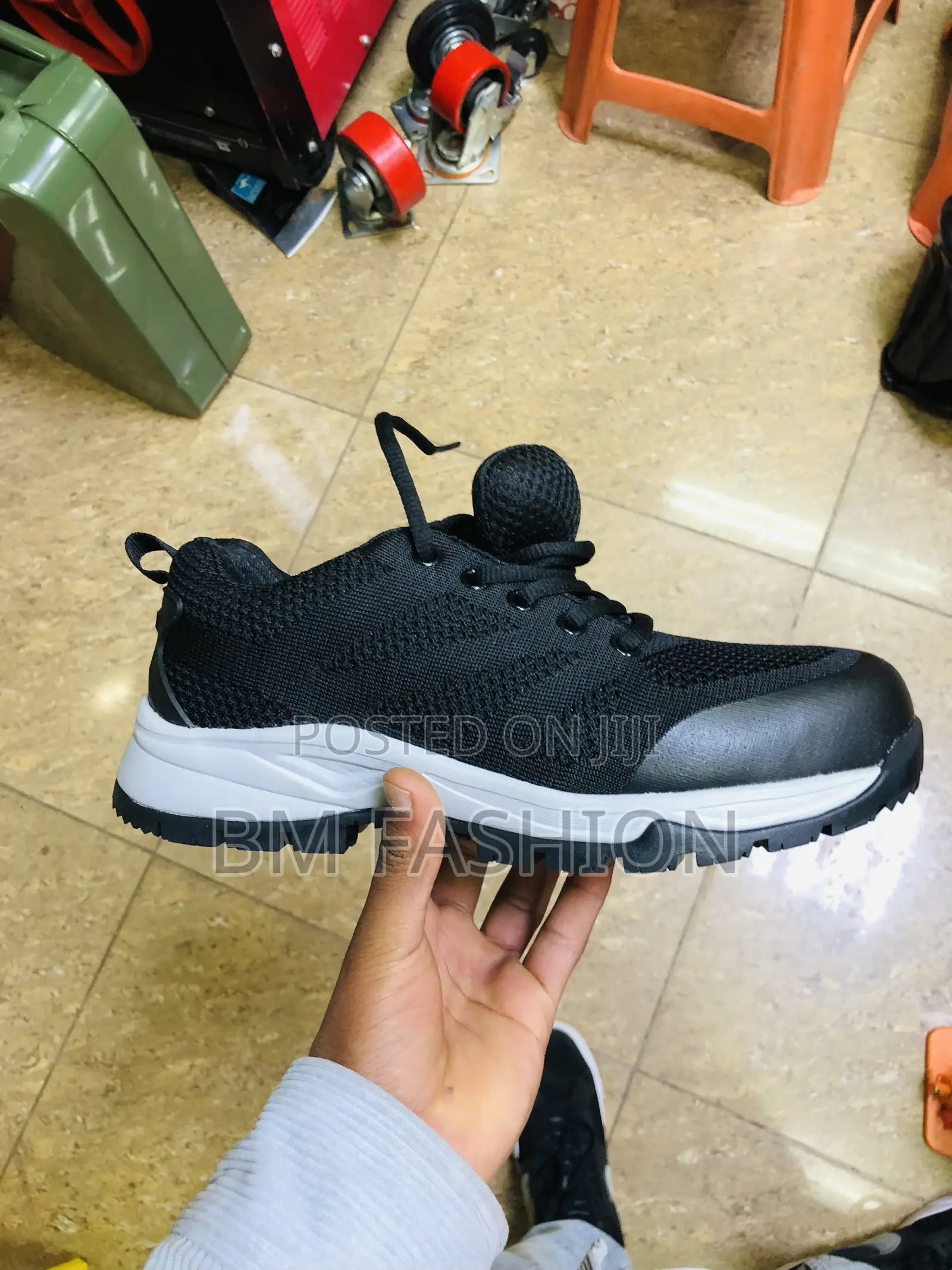 Safety Shoes | Stylish Shoes for Site