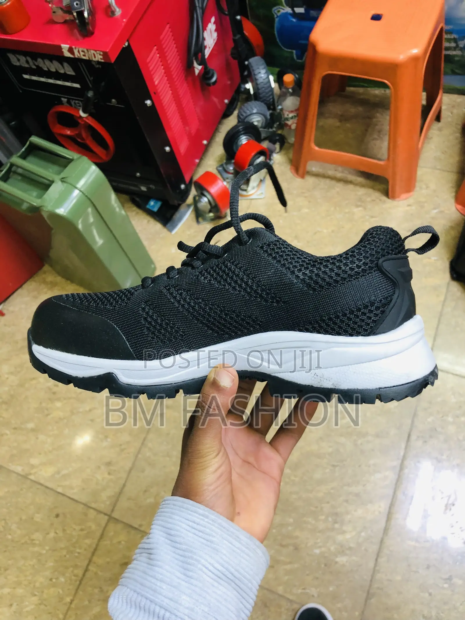 Safety Shoes | Stylish Shoes for Site