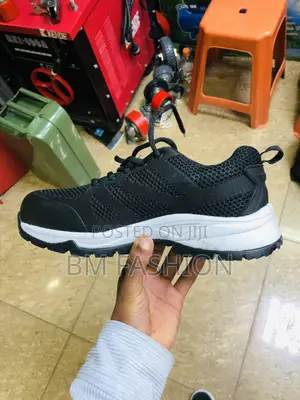 Safety Shoes | Stylish Shoes for Site