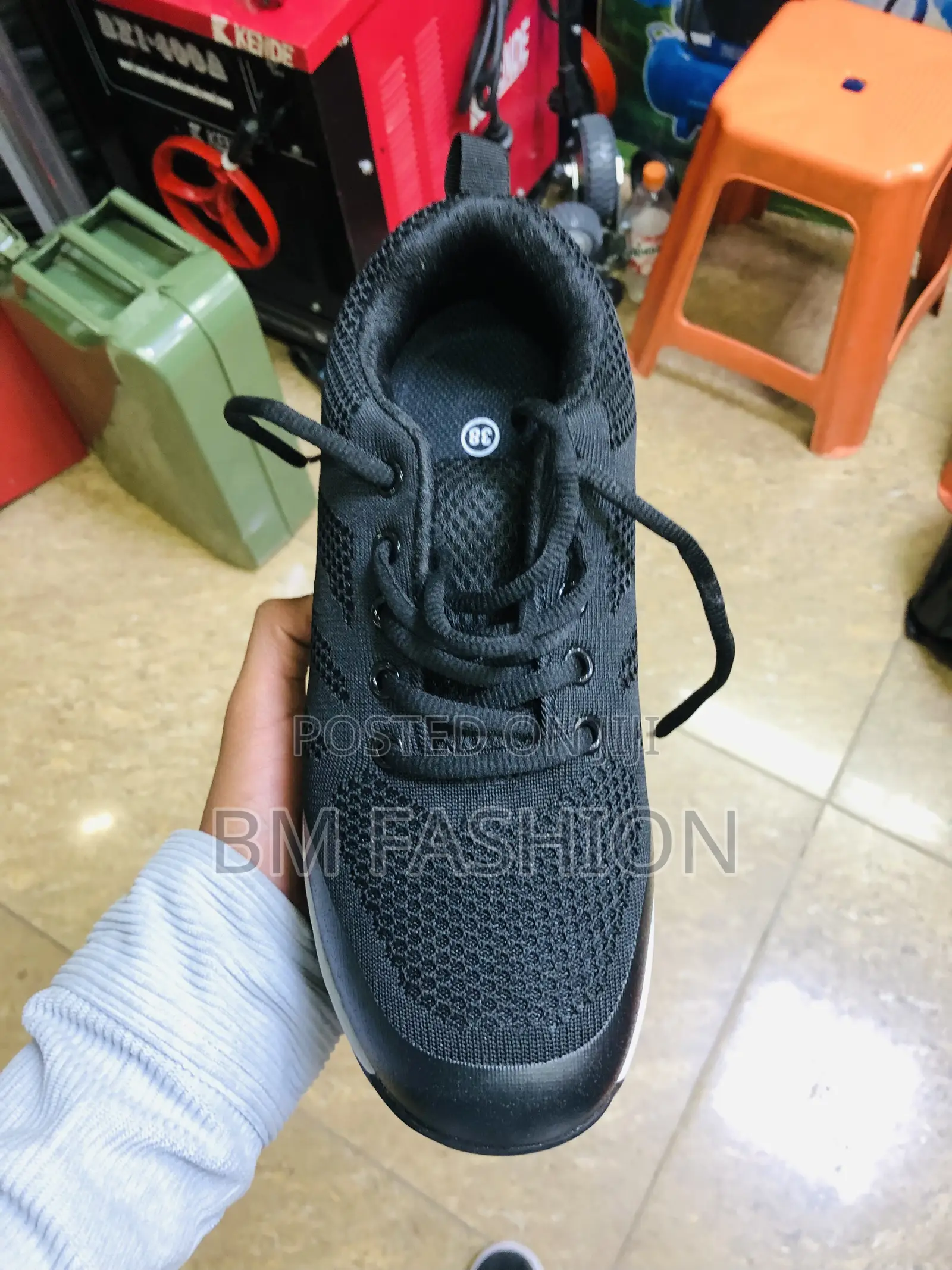 Safety Shoes | Stylish Shoes for Site