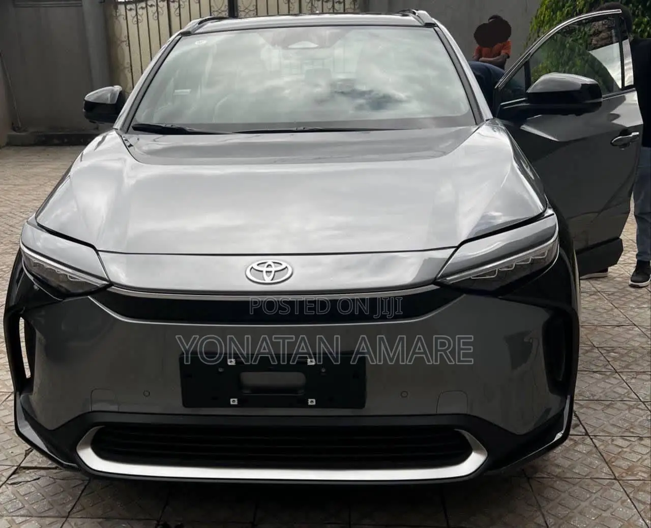 New Toyota bZ4X 2024 Gray