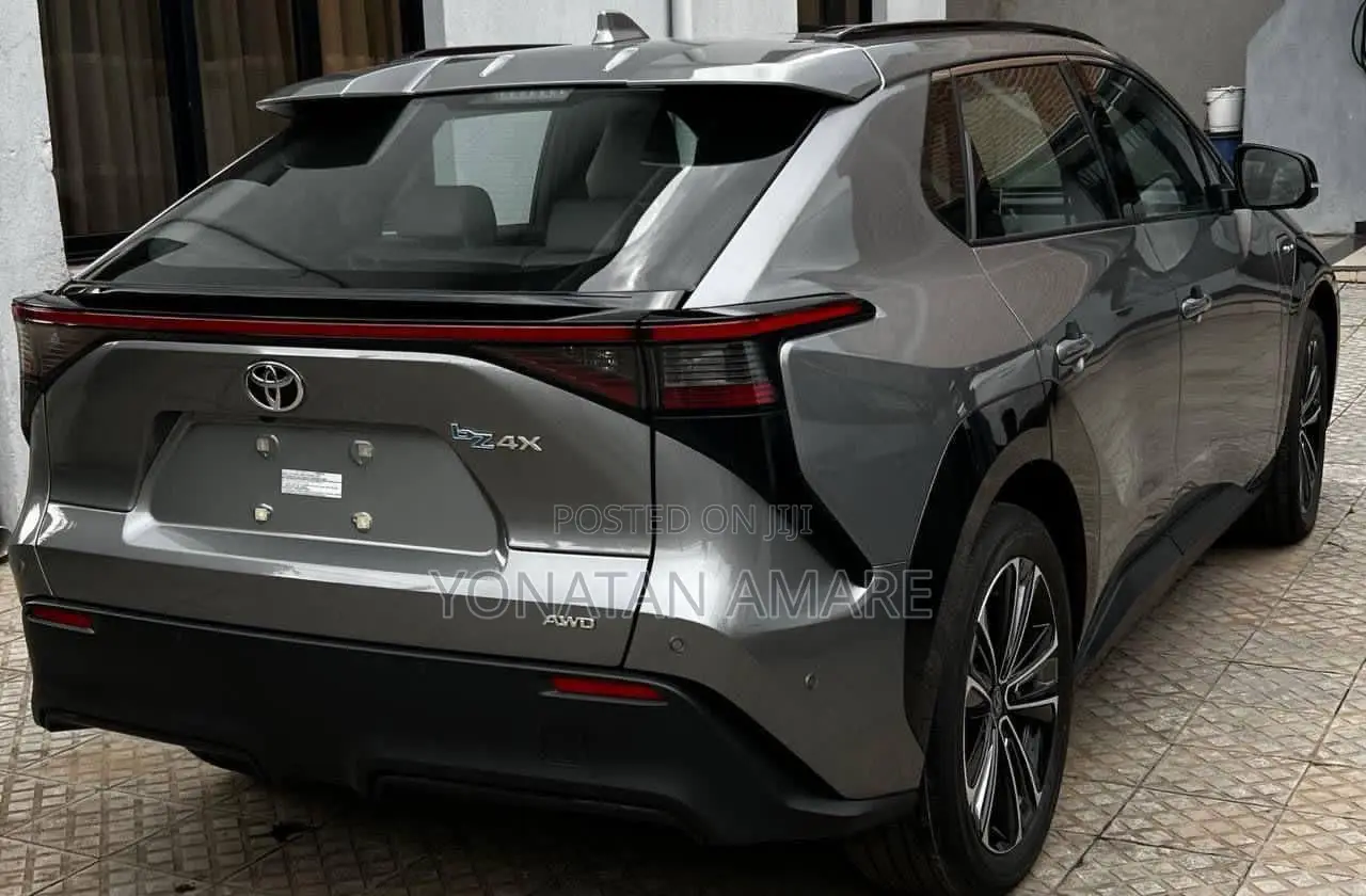 New Toyota bZ4X 2024 Gray