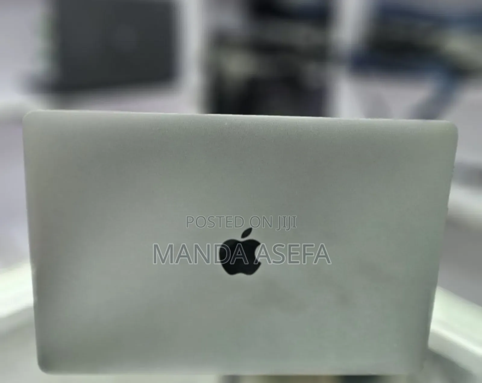 New Laptop Apple MacBook Pro 2017 8GB Intel Core I5 SSD 256GB