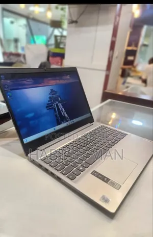 New Laptop Lenovo Ideapad 3 8GB Intel Core I3 HDD 1T