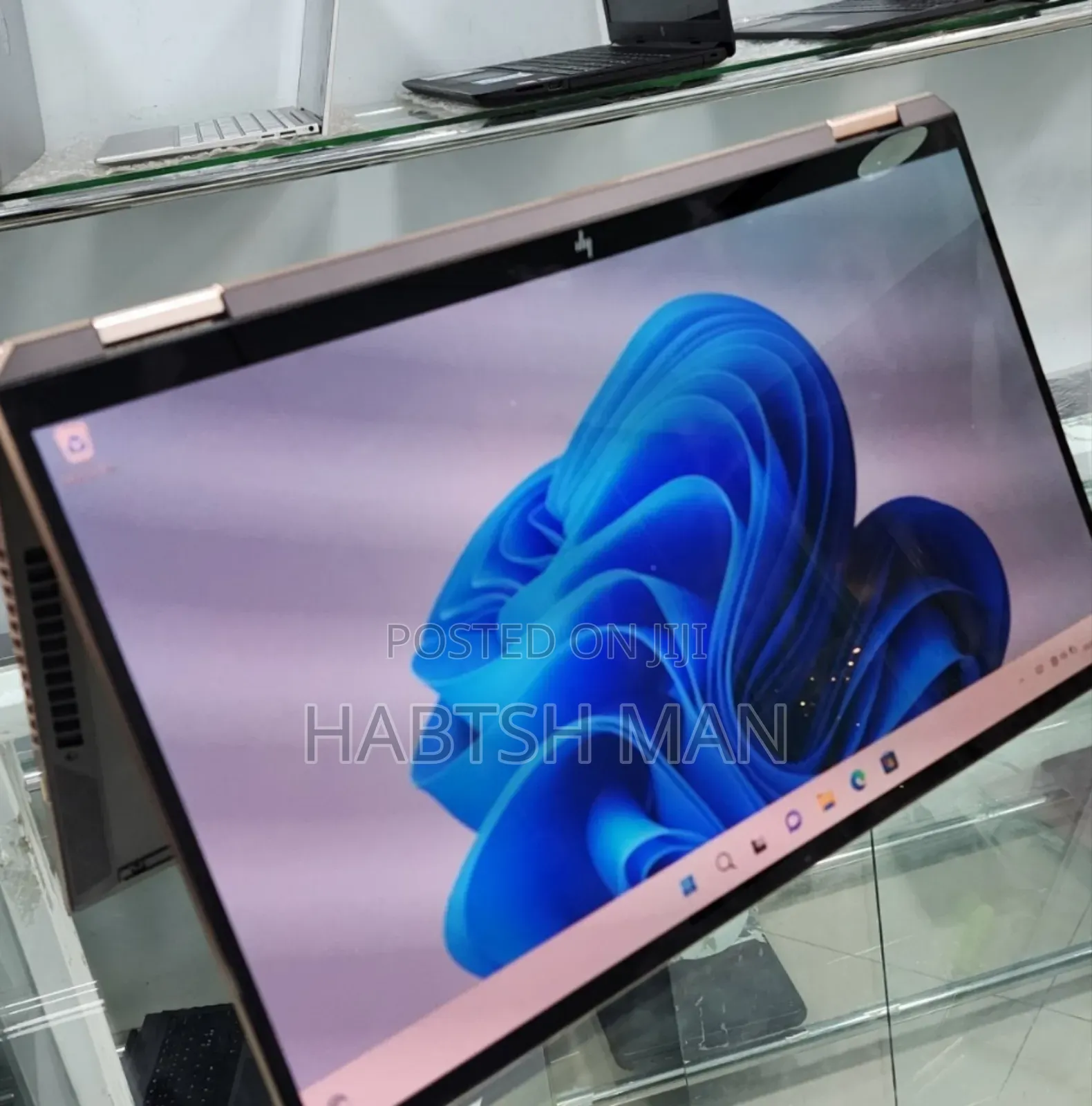 New Laptop HP Spectre X360 16GB Intel Core I7 SSD 512GB