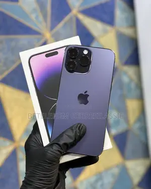 Photo - New Apple iPhone 14 Pro Max 256 GB Purple