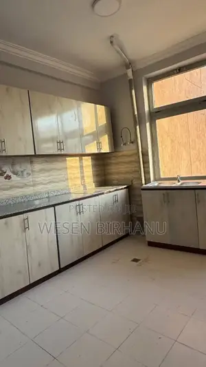 3bdrm Apartment in Condiminem, Addis Ketema for sale