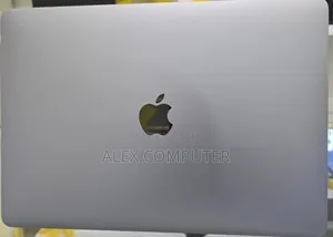 New Laptop Apple MacBook Pro M1 8GB Apple M1 SSD 256GB