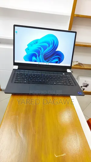New Laptop Alienware M15 R3 32GB Intel Core I9 SSD 1T