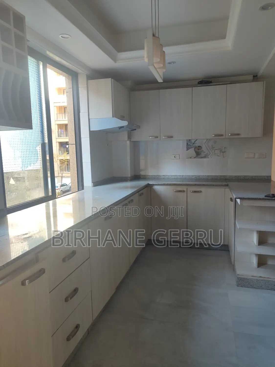 3bdrm Apartment in Luxury Apartiment, Bole for rent