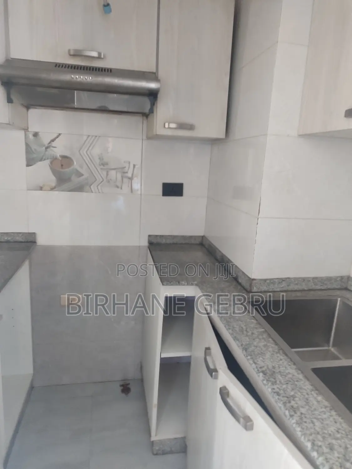 3bdrm Apartment in Luxury Apartiment, Bole for rent
