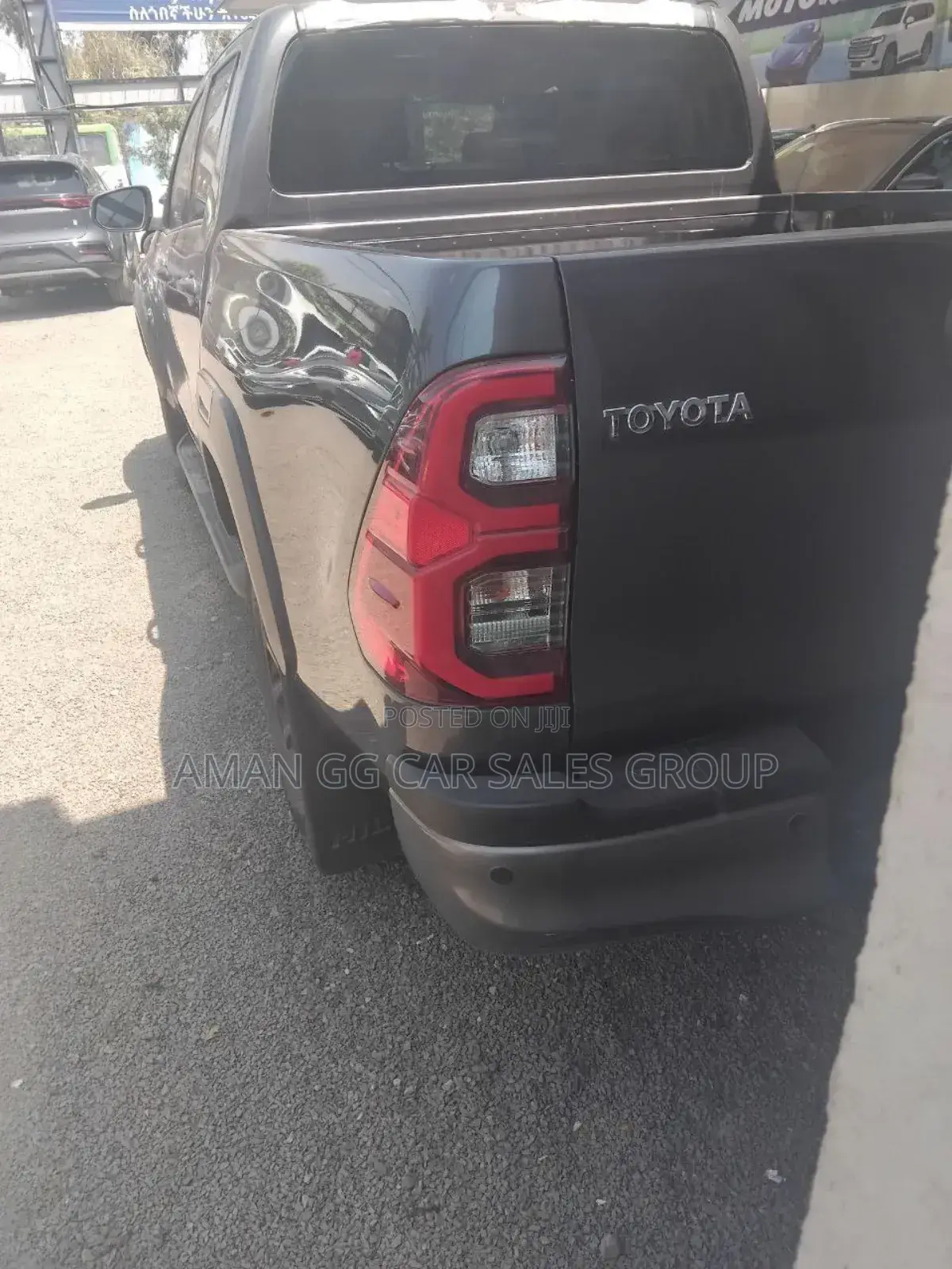 New Toyota Hilux 2023 Gray