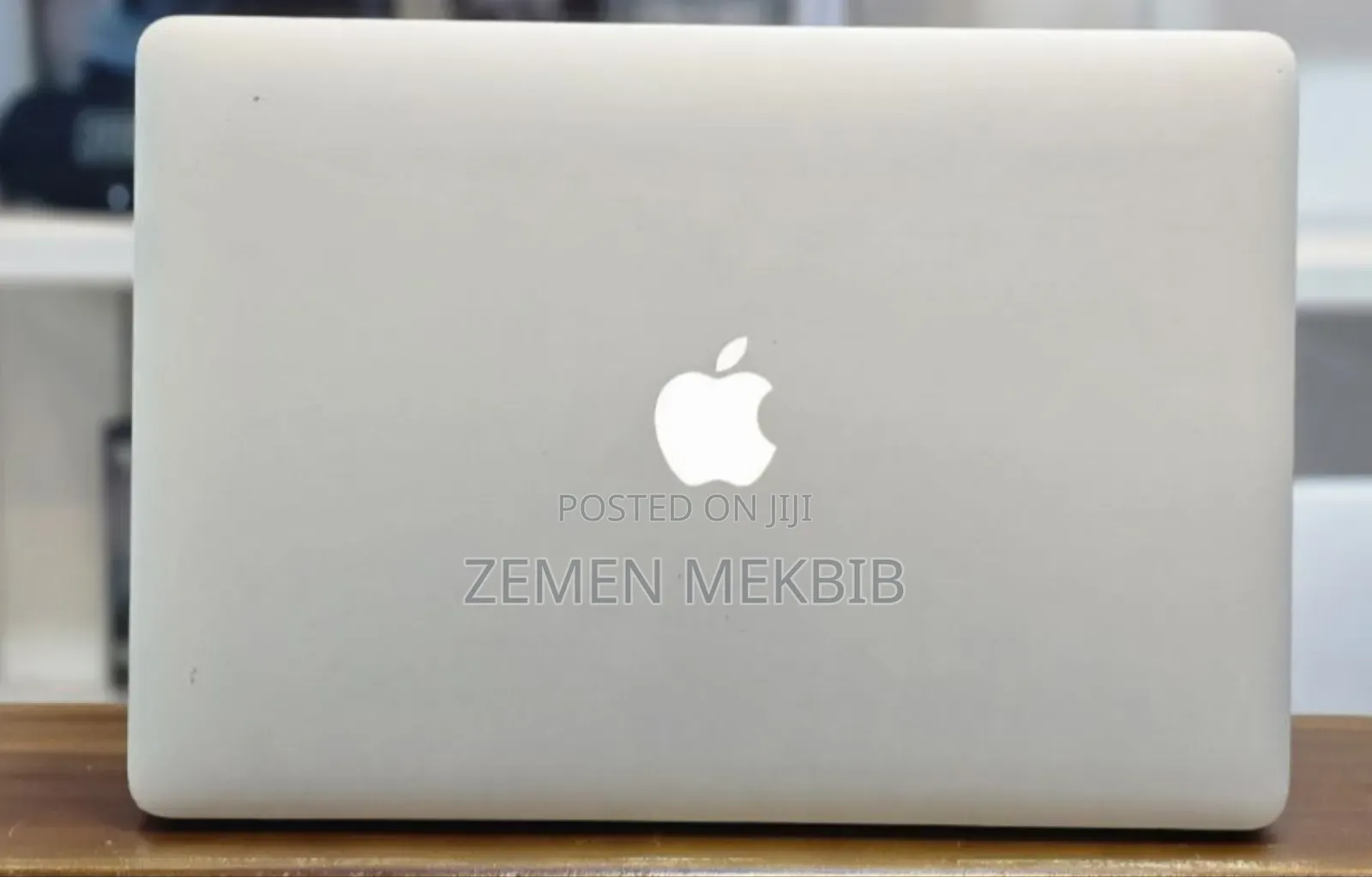 New Laptop Apple MacBook Pro 2015 16GB Intel Core I7 SSD 256GB