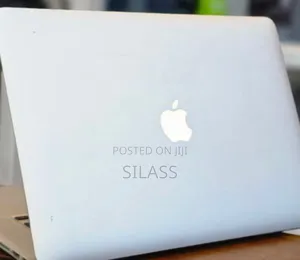 New Laptop Apple MacBook Pro 2015 16GB Intel Core I7 SSD 256GB