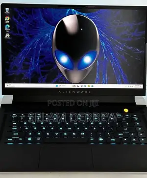 New Laptop Alienware M15 R3 32GB Intel Core I9 SSD 1T