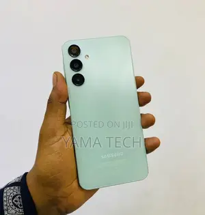 Photo - New Samsung Galaxy A16 256 GB Green