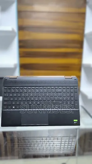 Photo - New Laptop HP Spectre 14 16GB Intel Core I7 SSD 512GB