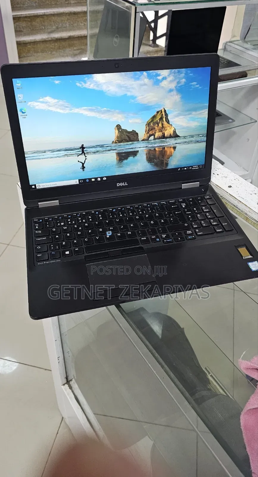 New Laptop Dell Precision 17 7720 16GB Intel Core I7 SSD 512GB