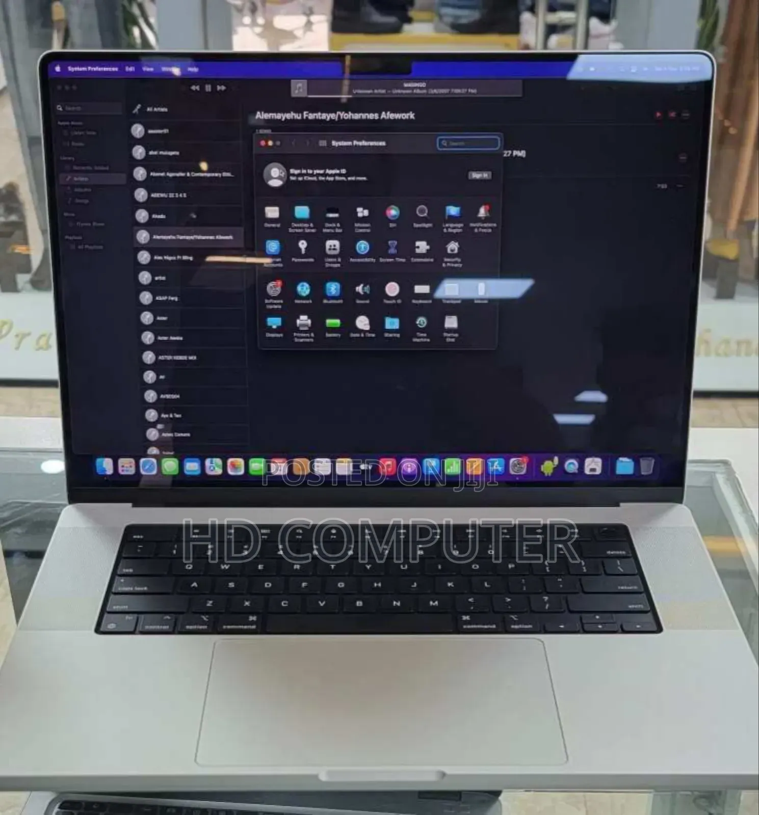 New Laptop Apple MacBook Pro M1 16GB Apple M1 SSD 512GB