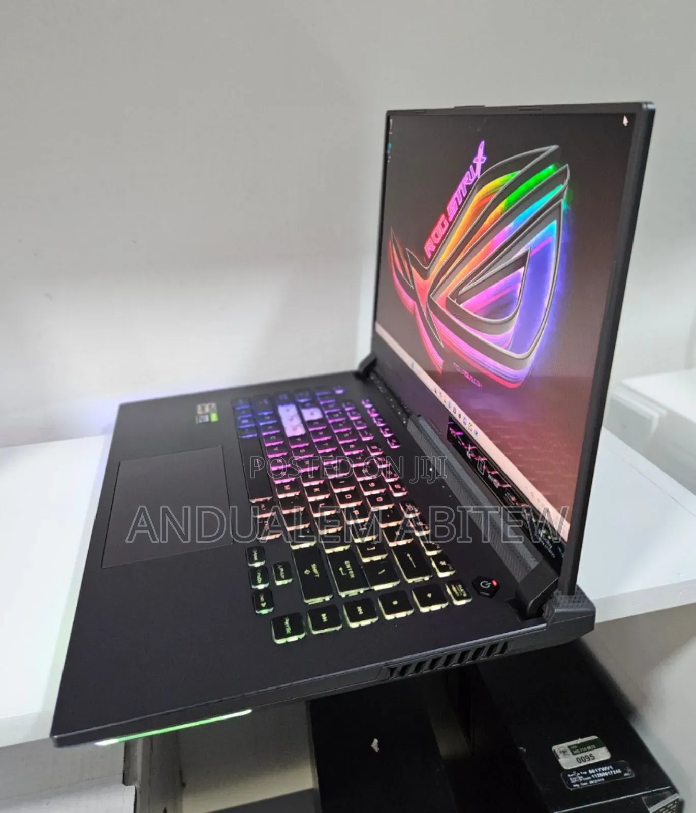 New Laptop Asus ROG Strix G15 16GB AMD Ryzen 7 SSD 1T