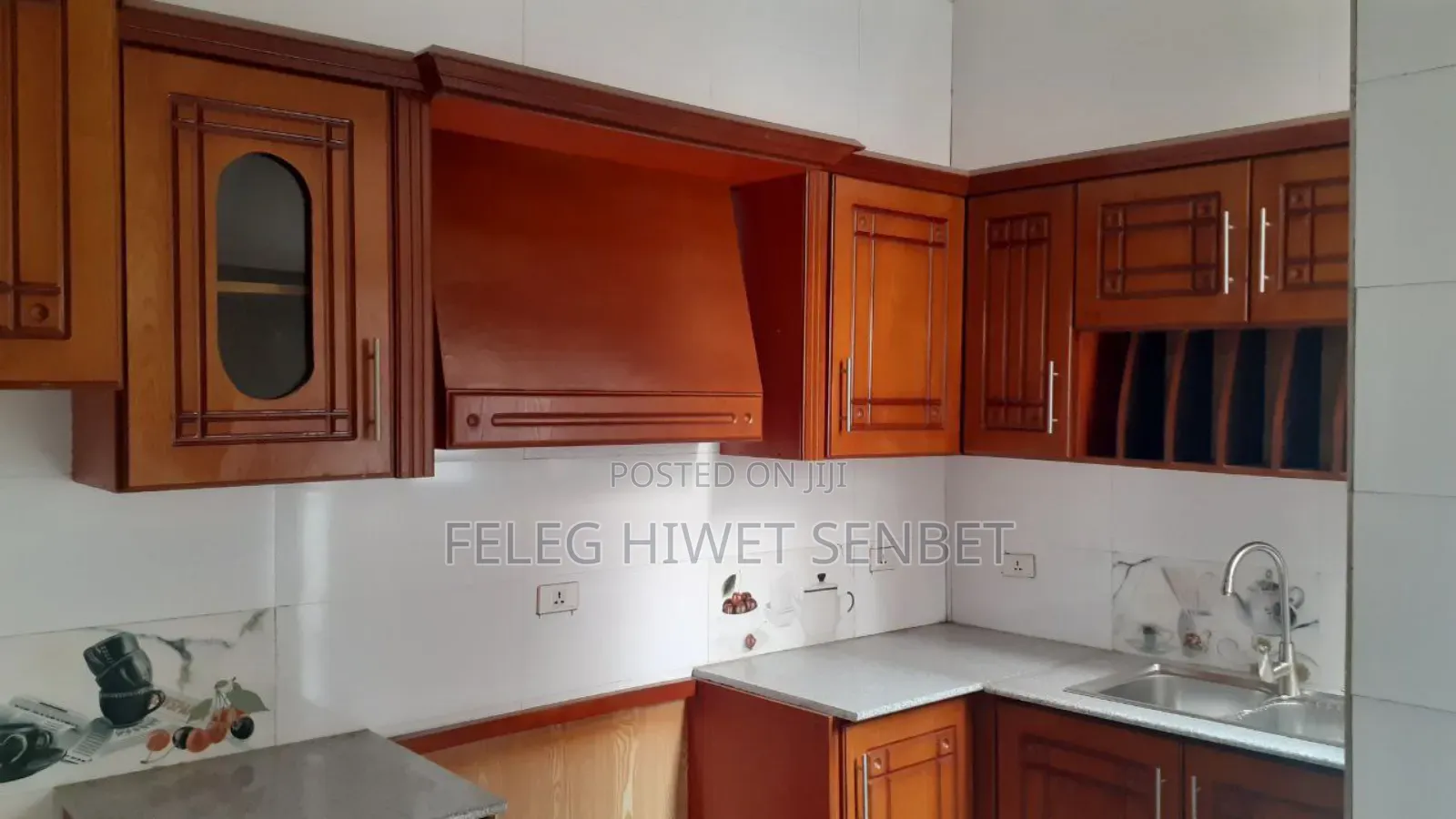 Furnished 6bdrm House in Bole for sale