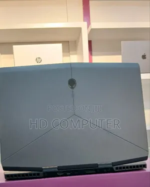 New Laptop Alienware M15 R3 20GB Intel Core I7 SSD 1T