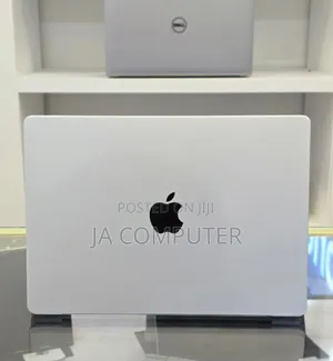 New Laptop Apple MacBook Pro 2020 M1 16GB Apple M1 Pro SSD 512GB