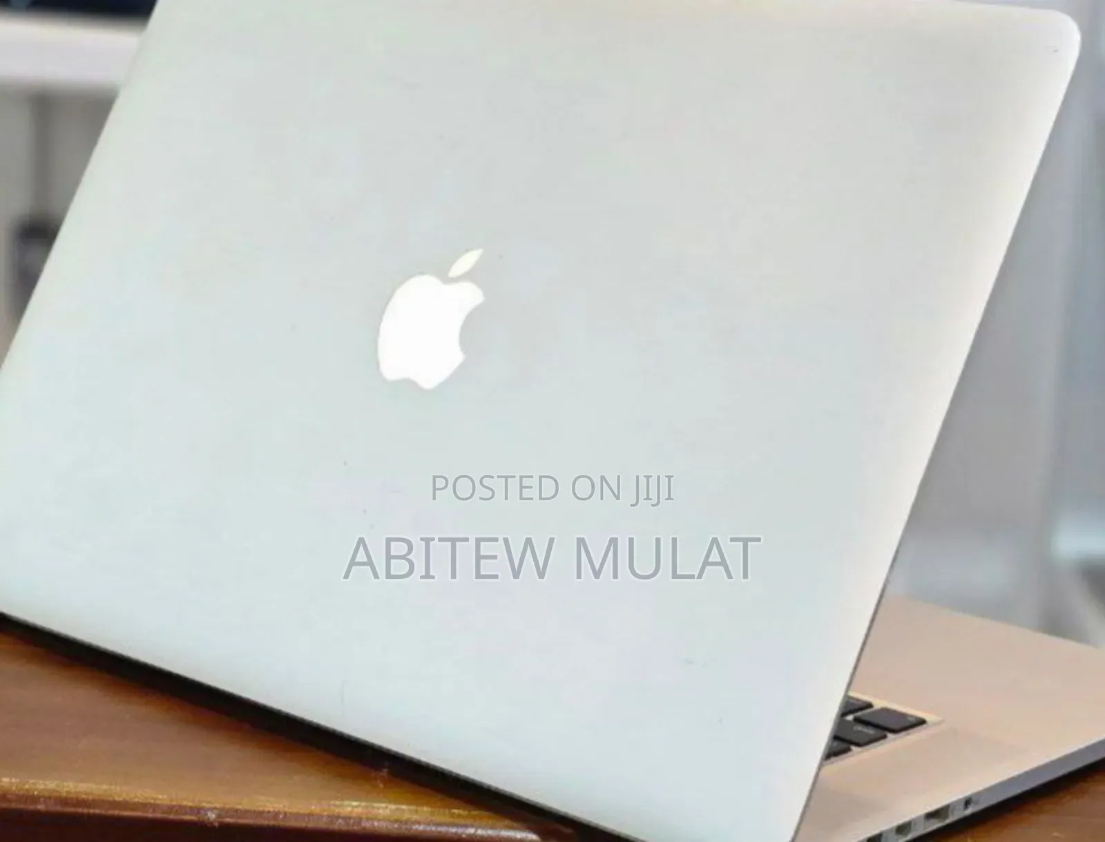 New Laptop Apple MacBook Pro 2015 16GB Intel Core I7 SSD 256GB