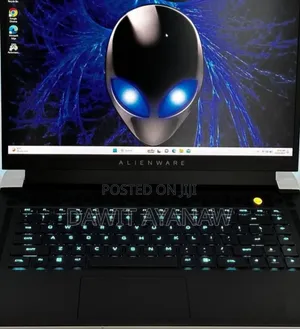 New Laptop Dell Alienware 15 R2 32GB Intel Core I9 SSD 1T