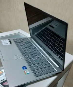 New Laptop HP Stream Notebook 16GB Intel Core I5 SSD 512GB