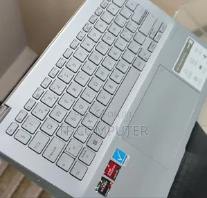 New Laptop Asus VivoBook 15 X505BA 16GB AMD Ryzen 7 SSD 512GB