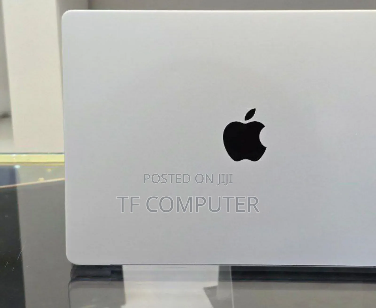 New Laptop Apple MacBook Pro M1 16GB Apple M1 Pro SSD 512GB