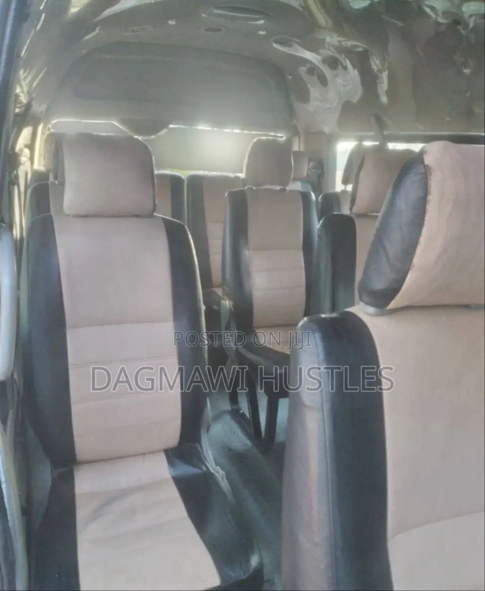 Toyota Grand HiAce 2013 White