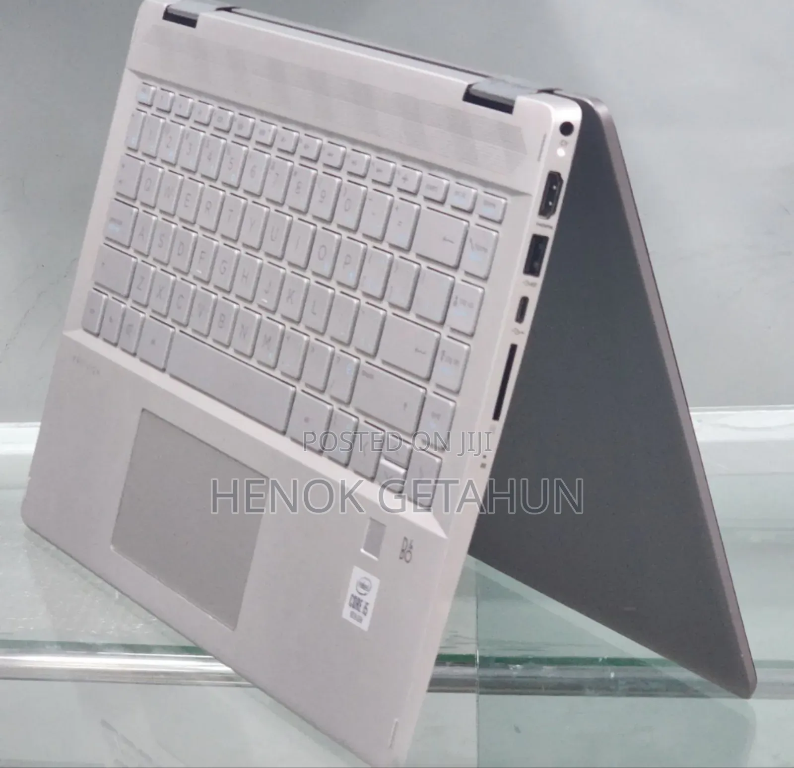 New Laptop HP Pavilion 15 8GB Intel Core I7 SSD 256GB