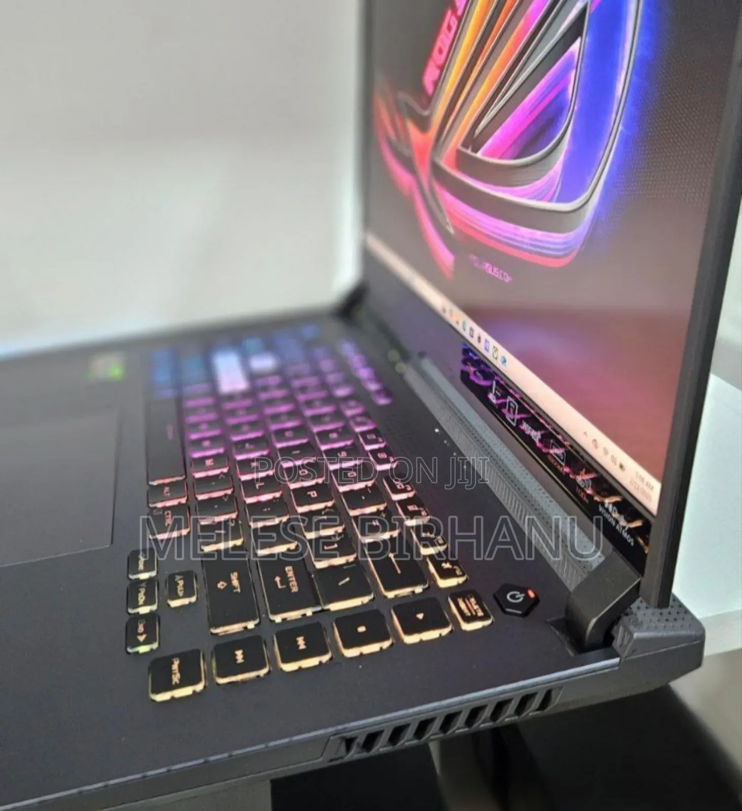 New Laptop Asus ROG Strix G15 16GB AMD Ryzen 7 SSD 1T