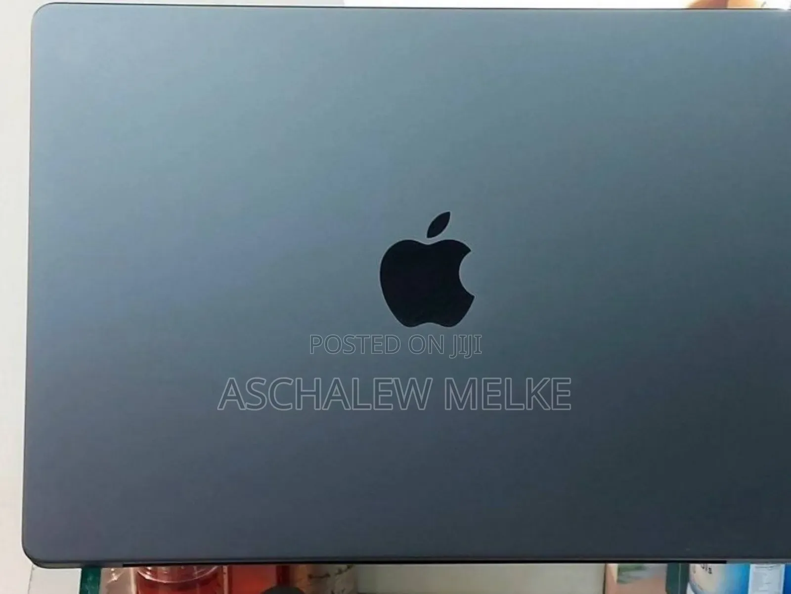 Laptop Apple MacBook Pro 2023 M3 14-Inch 8GB Apple M3 Pro SSD 512GB