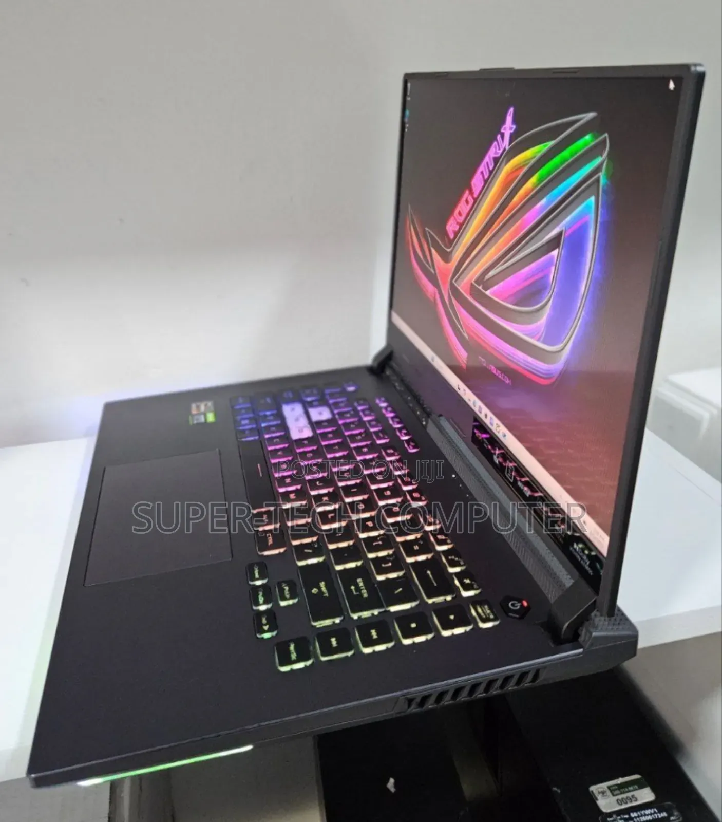 New Laptop Asus ROG Strix G15 16GB AMD Ryzen 7 SSD 1T