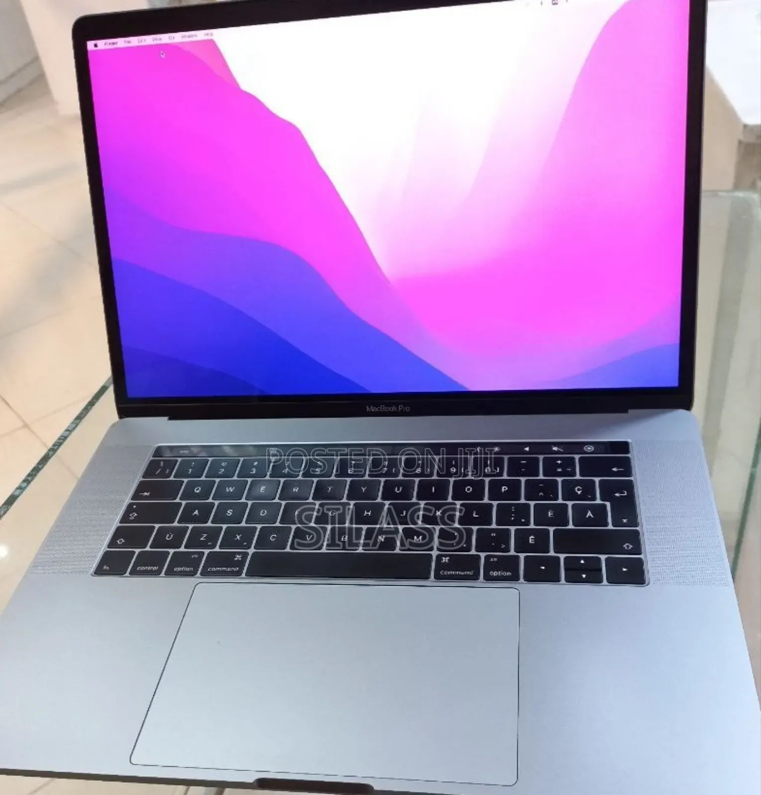 New Laptop Apple MacBook Pro 2016 16GB Intel Core I7 SSD 512GB
