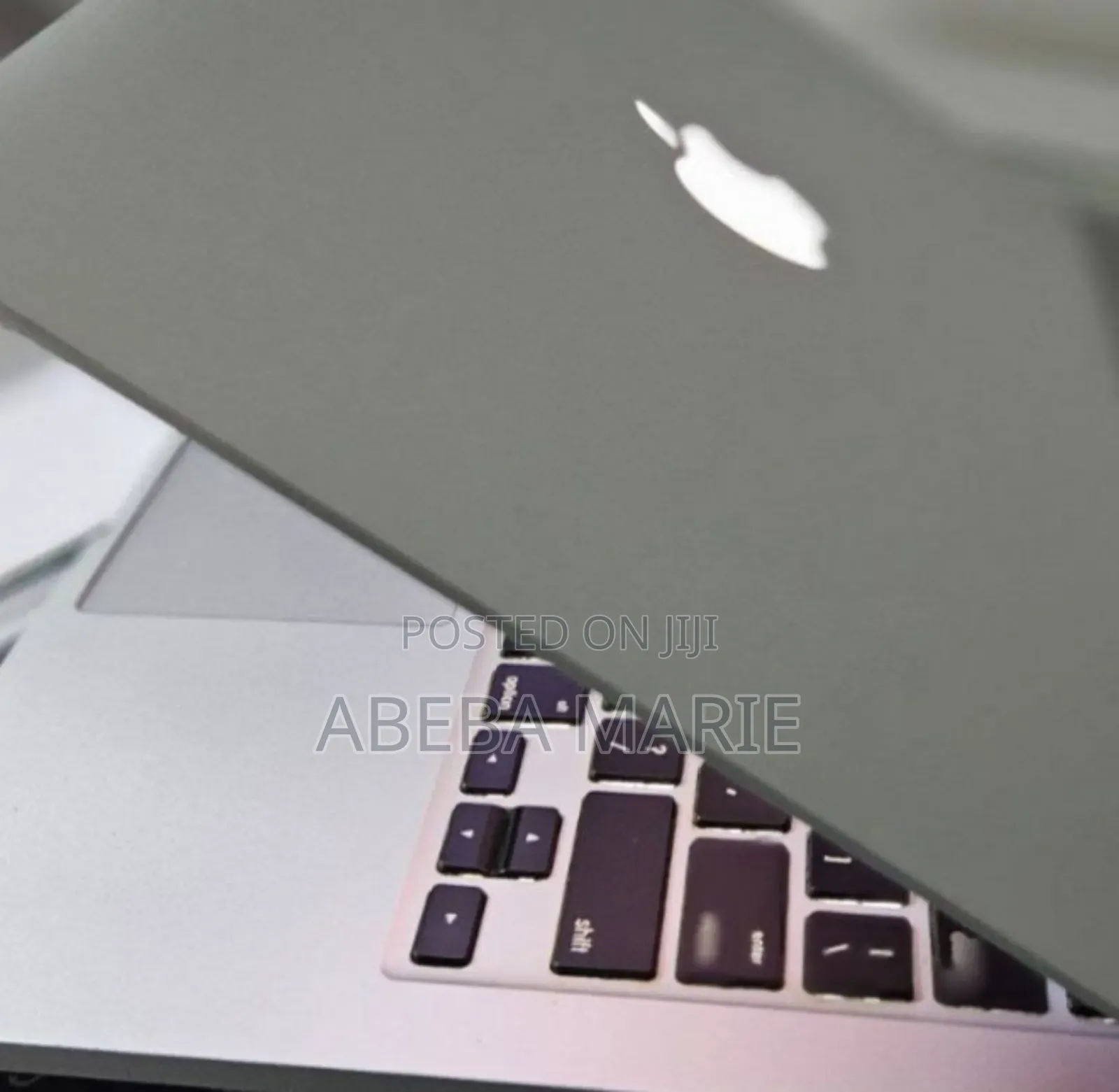 New Laptop Apple MacBook Pro 2015 8GB Intel Core I5 SSD 500GB