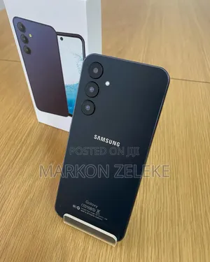 New Samsung Galaxy A73 5G 128 GB Black