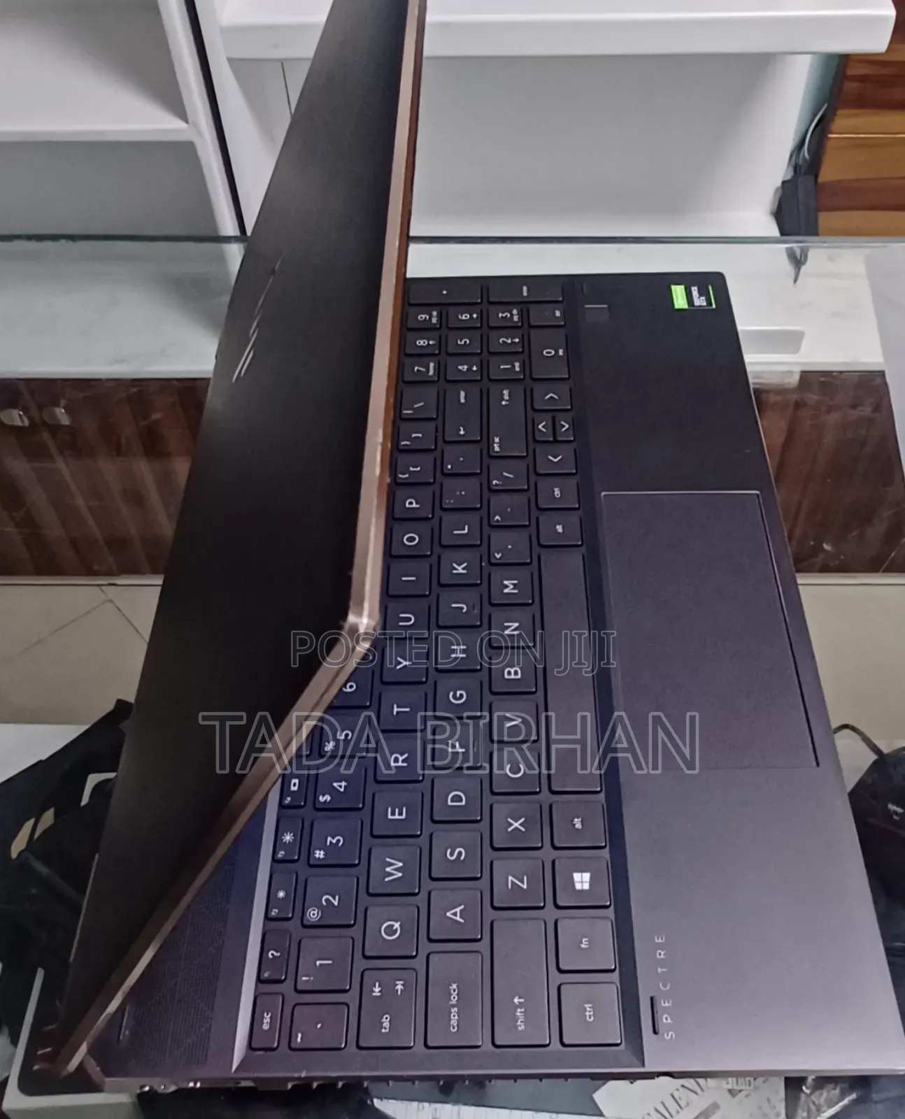 New Laptop HP Spectra 13 16GB Intel Core I7 SSD 512GB