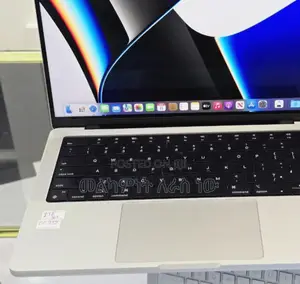 New Laptop Apple MacBook Pro M1 16GB Intel Core I7 SSD 512GB