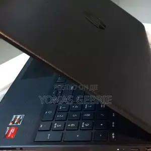 New Laptop HP Stream Notebook 8GB AMD Ryzen 5 SSD 512GB