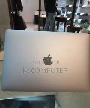 New Laptop Apple MacBook Air 2019 8GB Intel Core I5 SSD 128GB