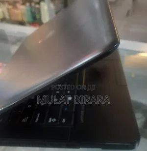 New Laptop Dell Latitude 3180 8GB Intel Core I5 HDD 500GB