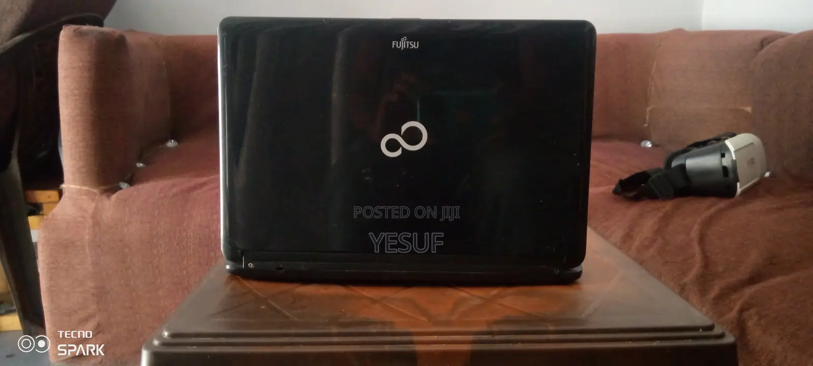 Laptop Fujitsu Lifebook AH530 4GB Intel Core i3 HDD 750GB