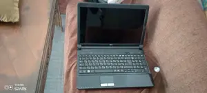Laptop Fujitsu Lifebook AH530 4GB Intel Core i3 HDD 750GB
