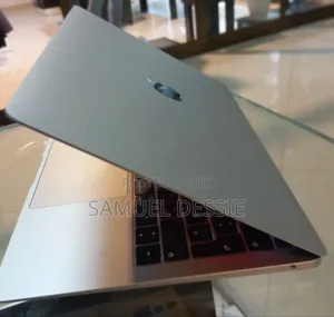 New Laptop Apple MacBook Air 2019 8GB Intel Core I5 SSD 128GB